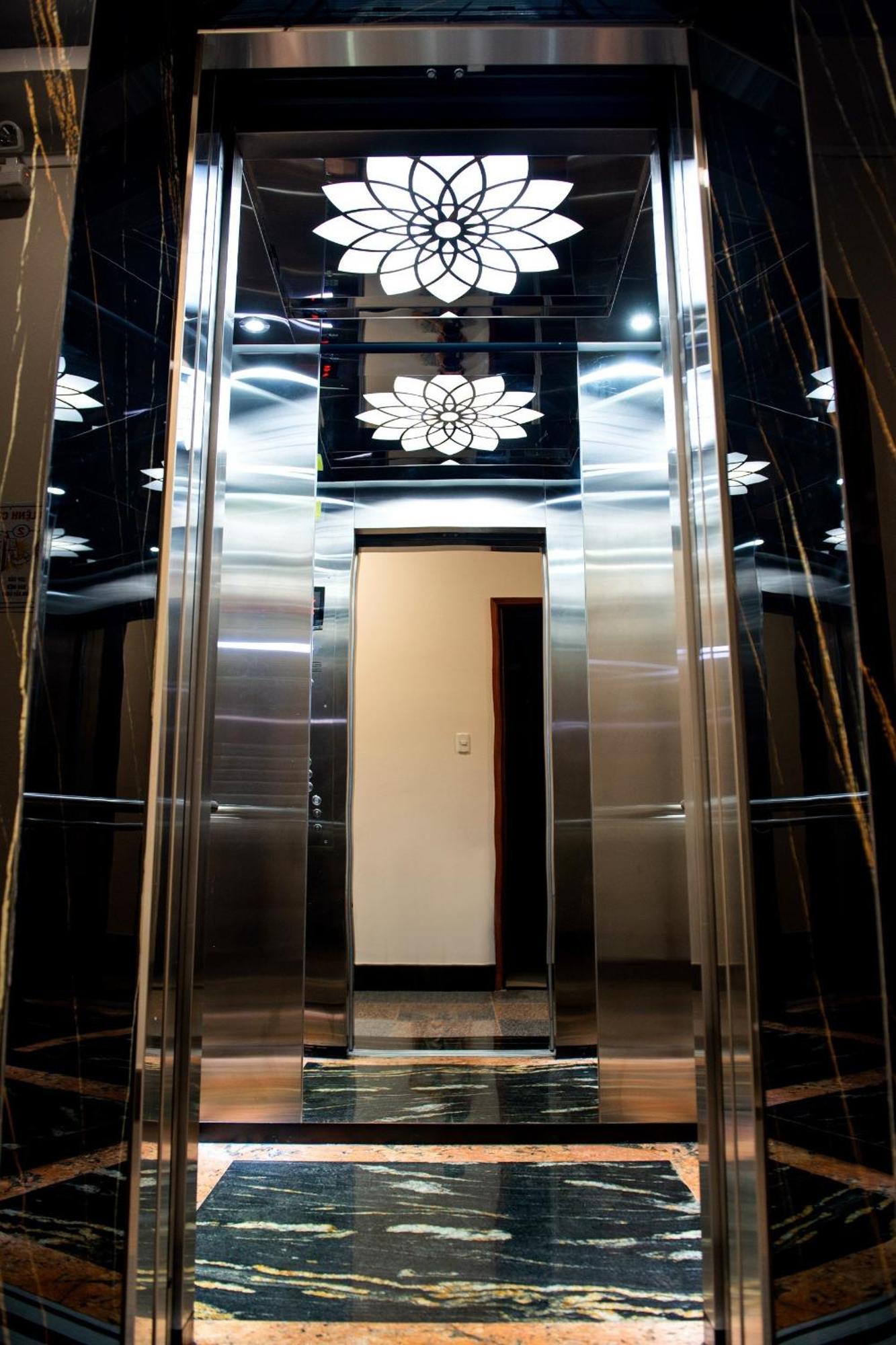 Minh Lam Hotel เปลกู ภายนอก รูปภาพ